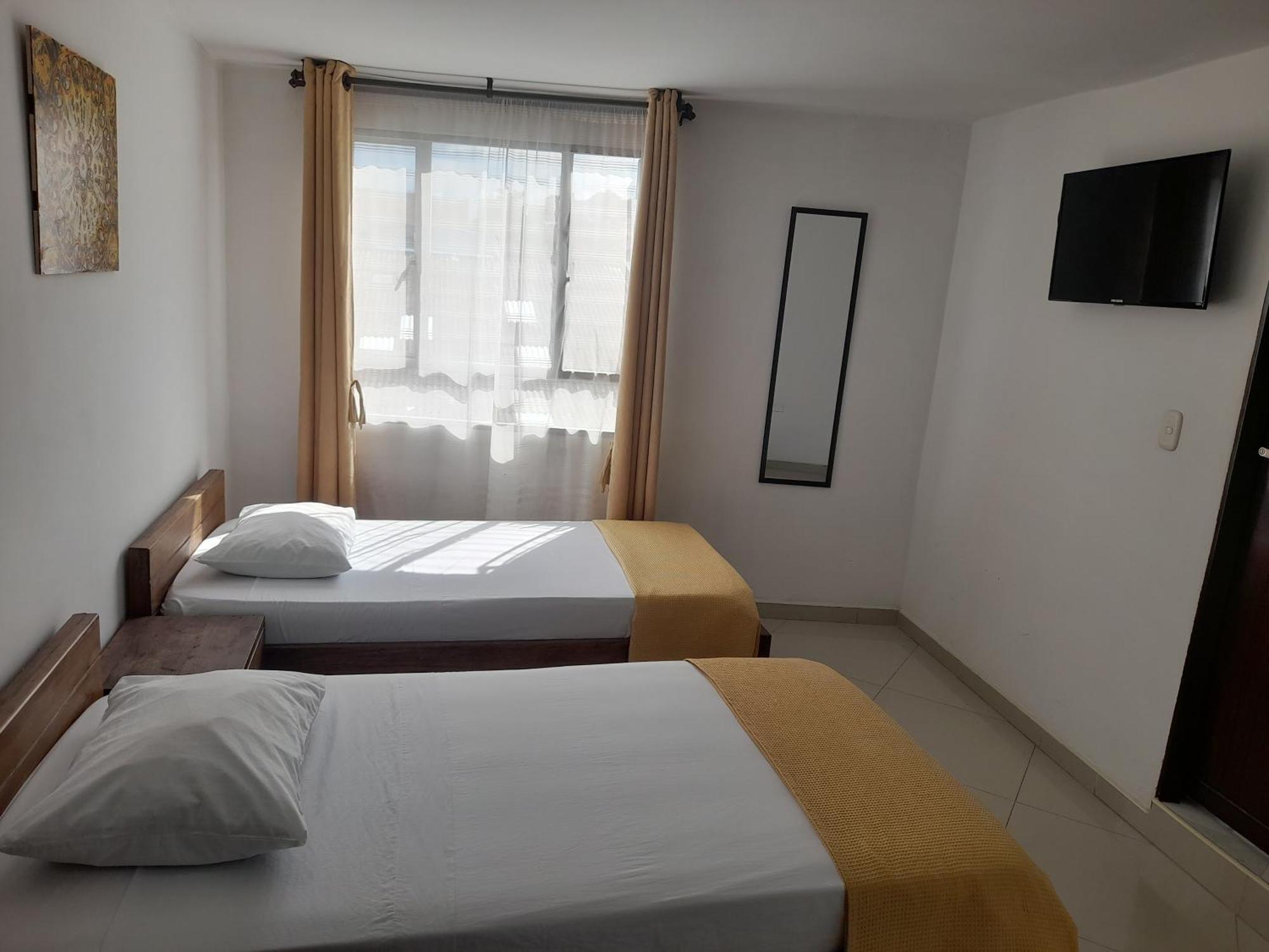 La Rueda Sr Hotel Barbosa (Santander)